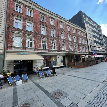 White Apartment In Center Of Kattowitz Exterior foto